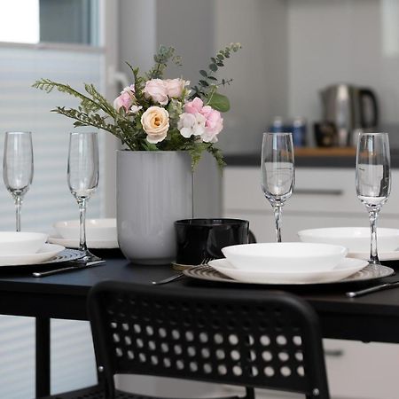 Podgorze Lipska Pet-Friendly Apartment With Balcony And Parking By Renters Prestige Krakov Exteriér fotografie